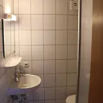 Zur Weintraube 2*