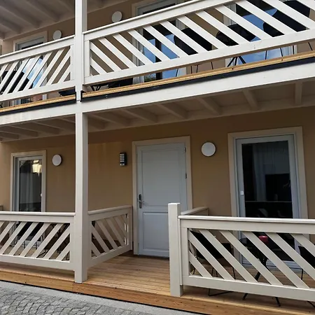 Zur Weintraube Otel 2*