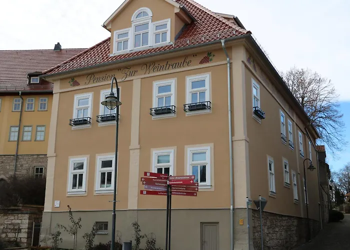 Zur Weintraube Otel 2*