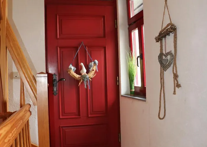 Otel Zur Weintraube 2*