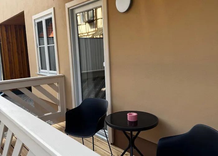 Otel Zur Weintraube 2*